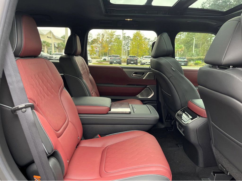 Certified 2025 INFINITI QX80 Autograph image 21