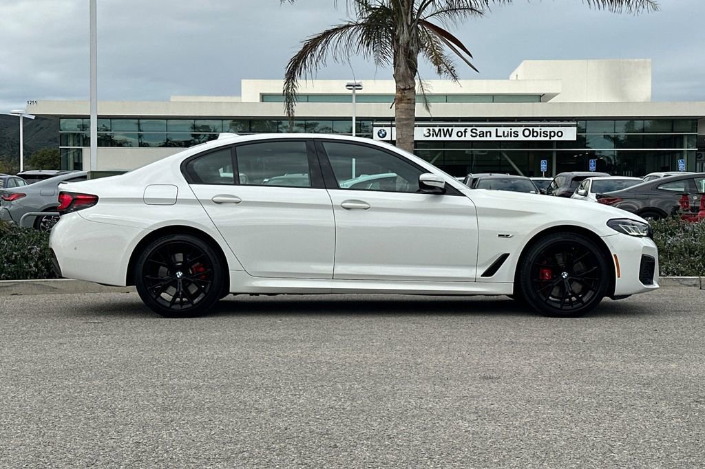 Used 2023 BMW 530e w/ M Sport Package video 2