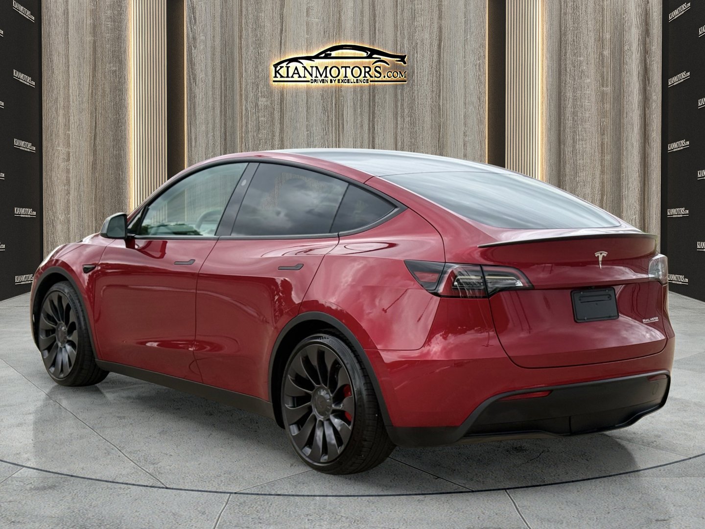 Used 2024 Tesla Model Y Performance image 7