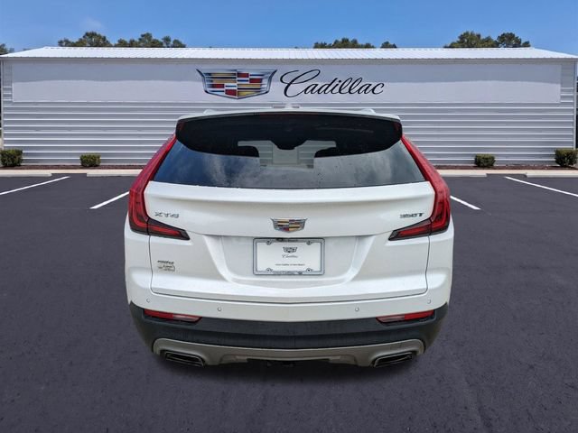 Used 2020 Cadillac XT4 Premium Luxury w/ Driver Awareness Package AWD/4WD image 5
