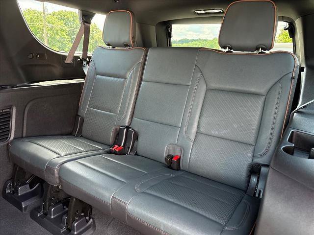 Certified 2025 GMC Yukon XL AT4 AWD/4WD image 9