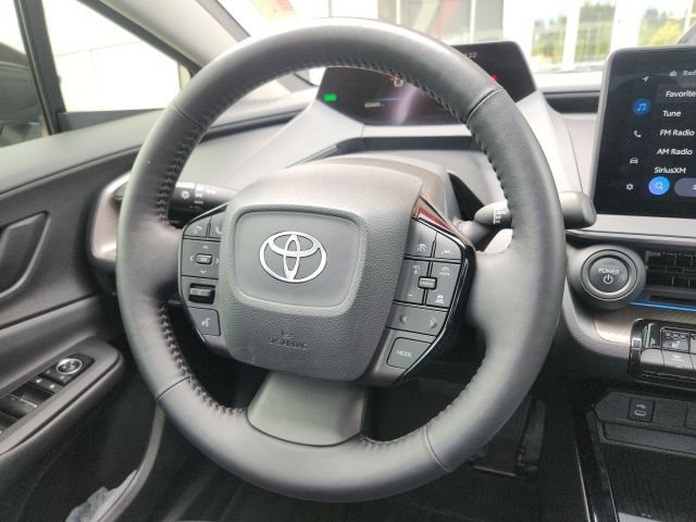 Used 2024 Toyota Prius XLE AWD/4WD image 21
