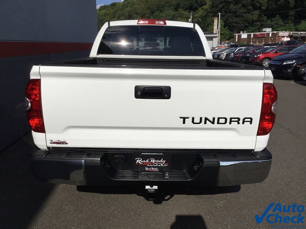 Used 2016 Toyota Tundra SR5 w/ TRD Off Road Package AWD/4WD image 9