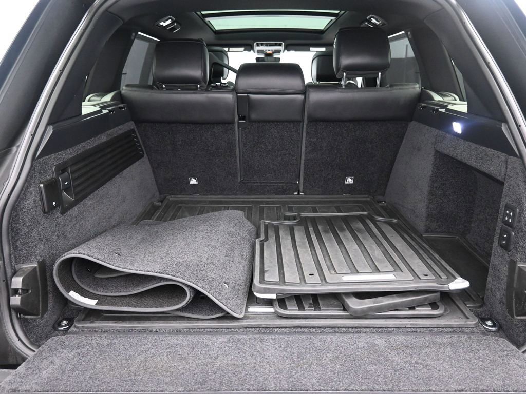 Used 2020 Land Rover Range Rover Long Wheelbase HSE image 23