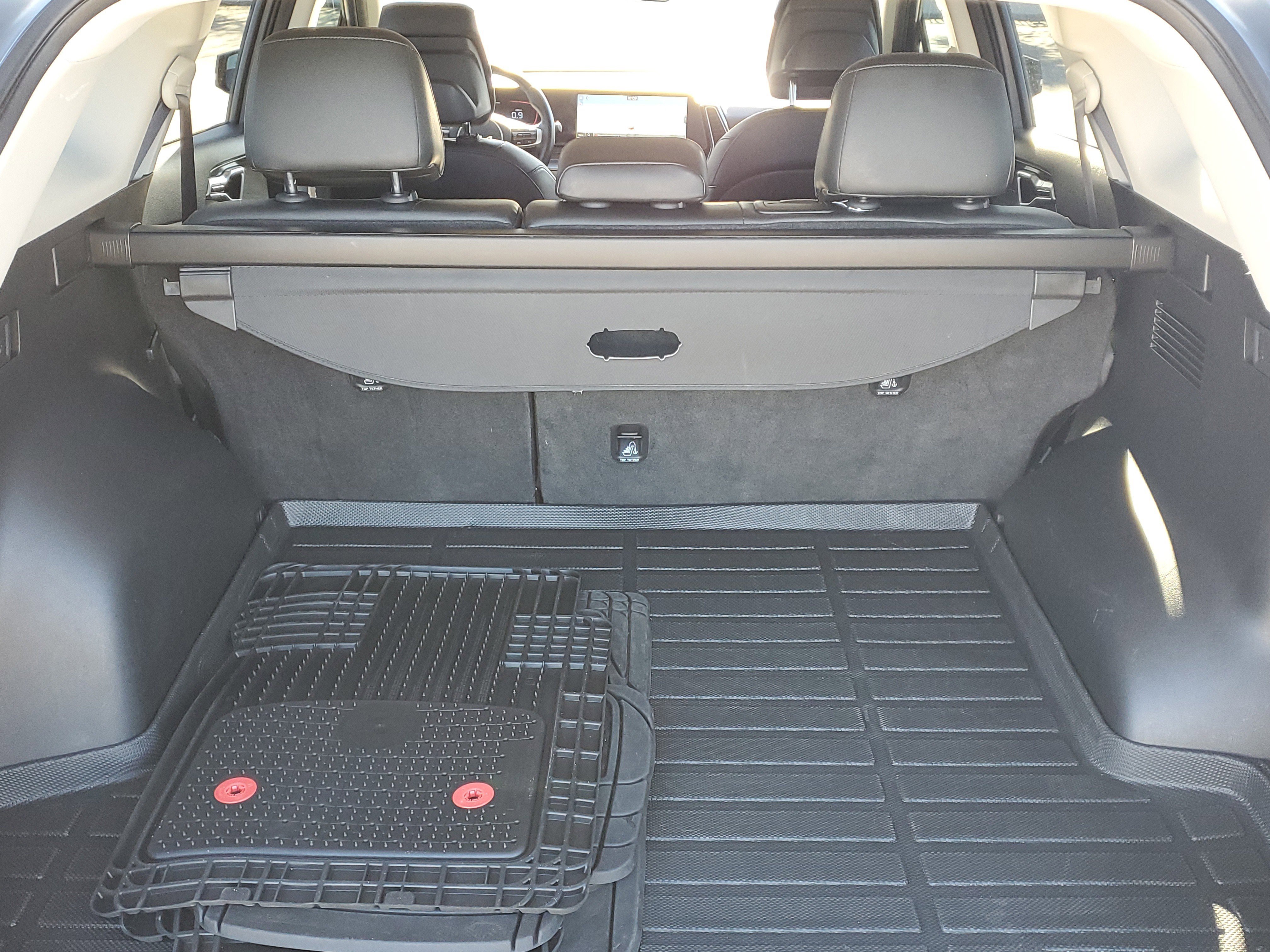 Used 2023 Kia Sportage EX image 10