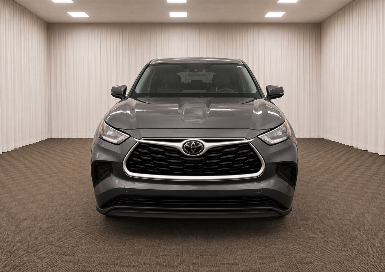 Used 2020 Toyota Highlander L FWD image 8