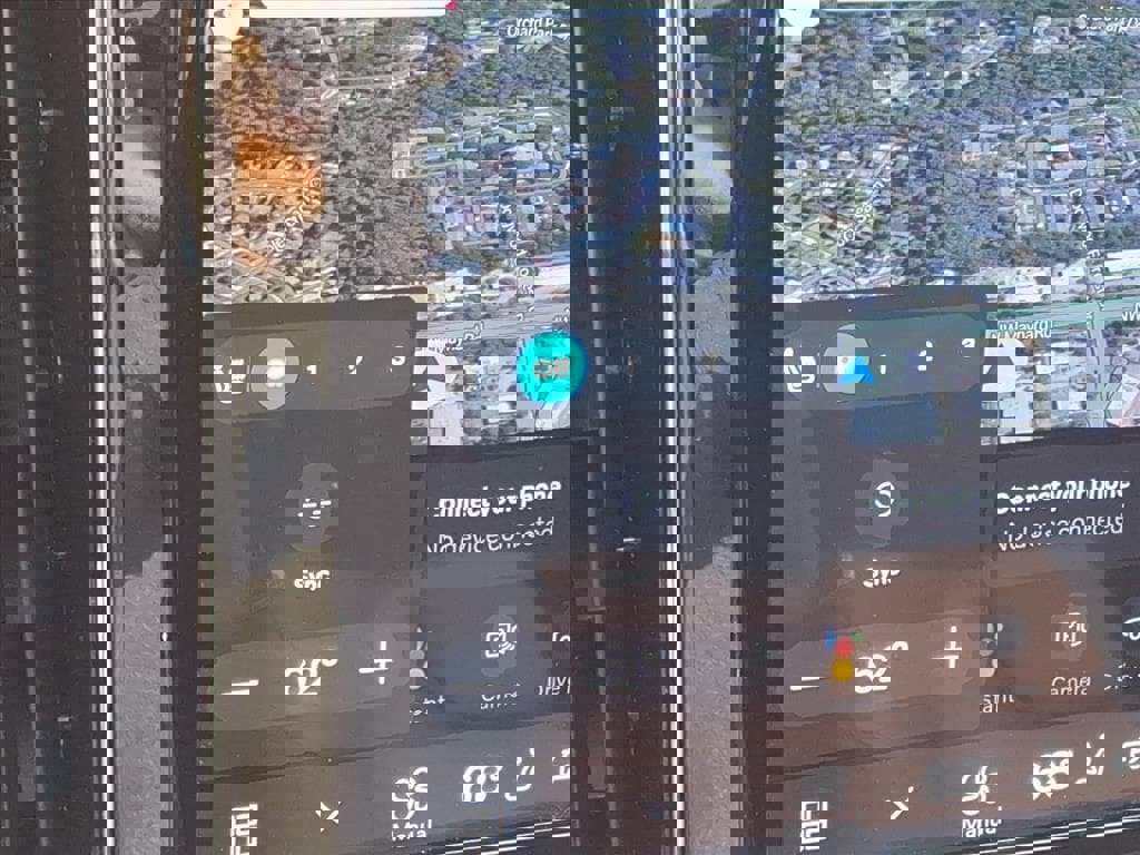 Certified 2024 Volvo XC60 B5 Plus w/ Protection Package Premier image 22