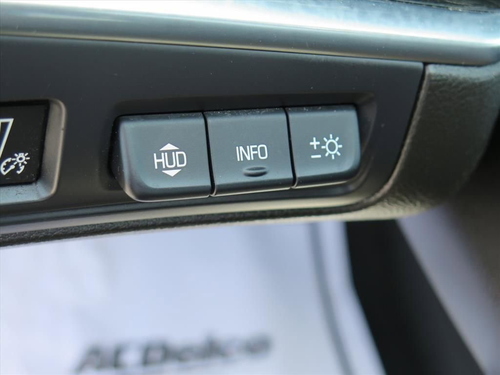 Used 2023 Cadillac XT5 Premium Luxury w/ Technology Package image 11