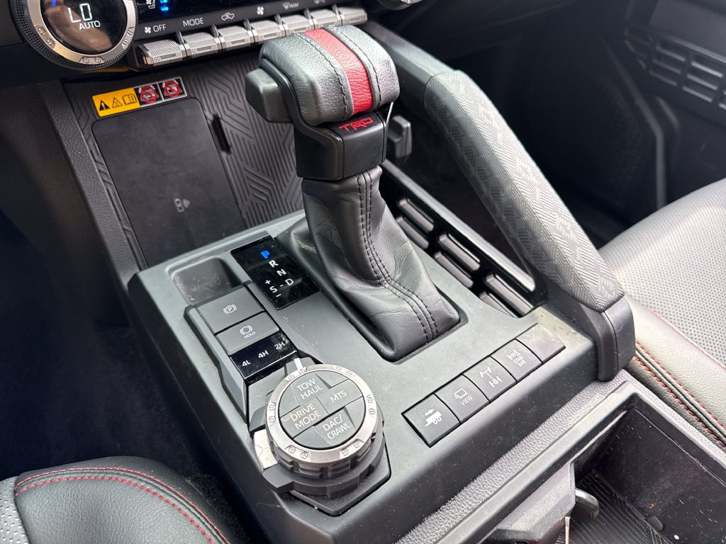 Used 2025 Toyota Tacoma TRD Pro w/ Tow Tech Package AWD/4WD image 33