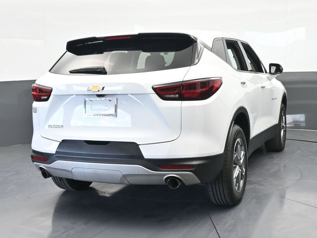 Used 2024 Chevrolet Blazer LT image 5