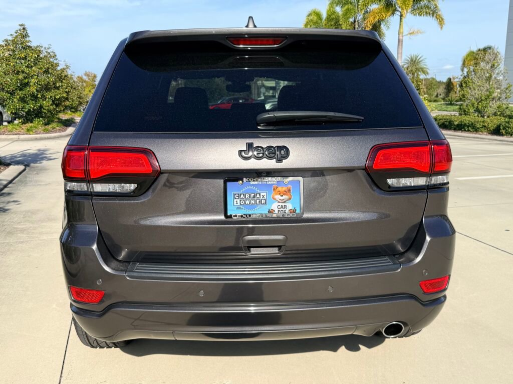 Used 2019 Jeep Grand Cherokee Altitude image 10