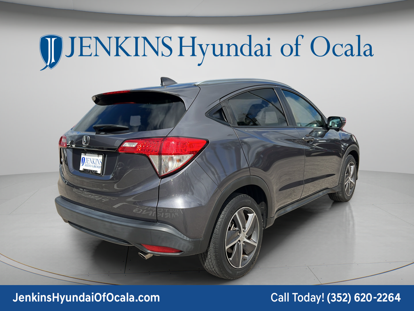 Used 2021 Honda HR-V EX-L image 3