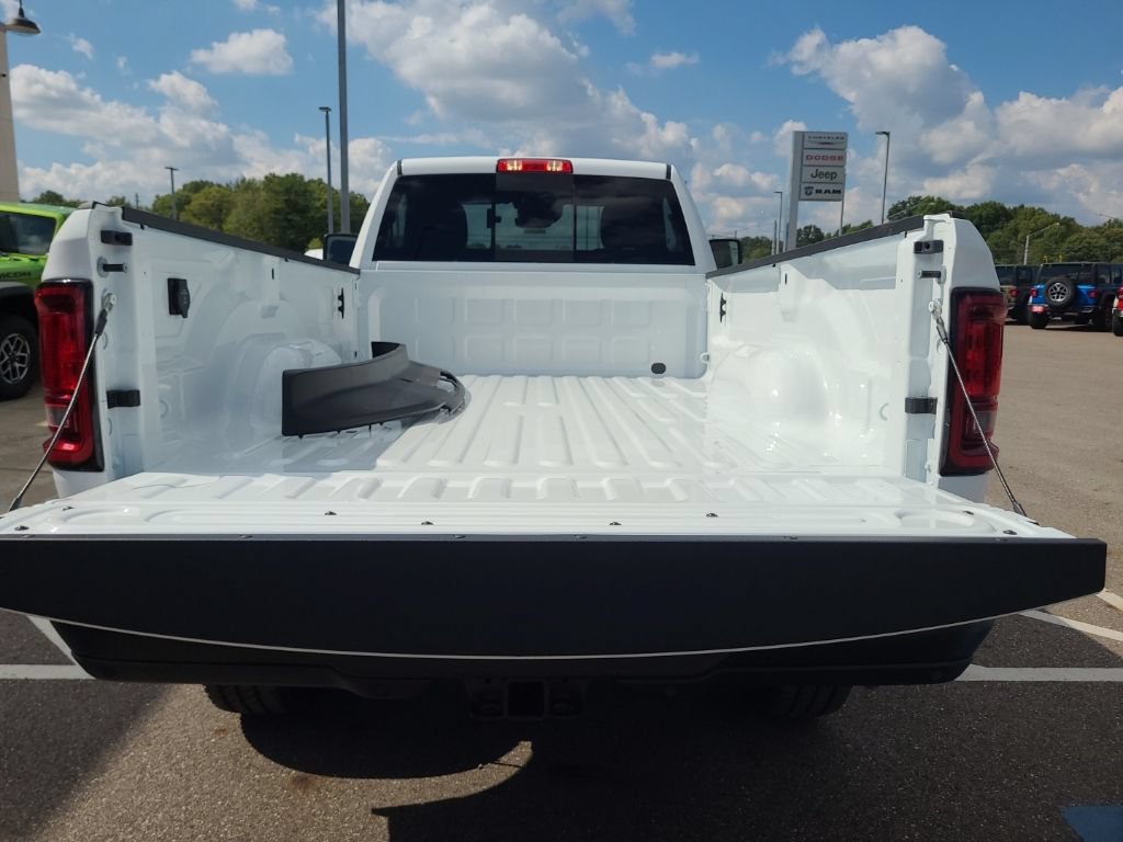 New 2026 RAM 2500 Tradesman AWD/4WD image 13