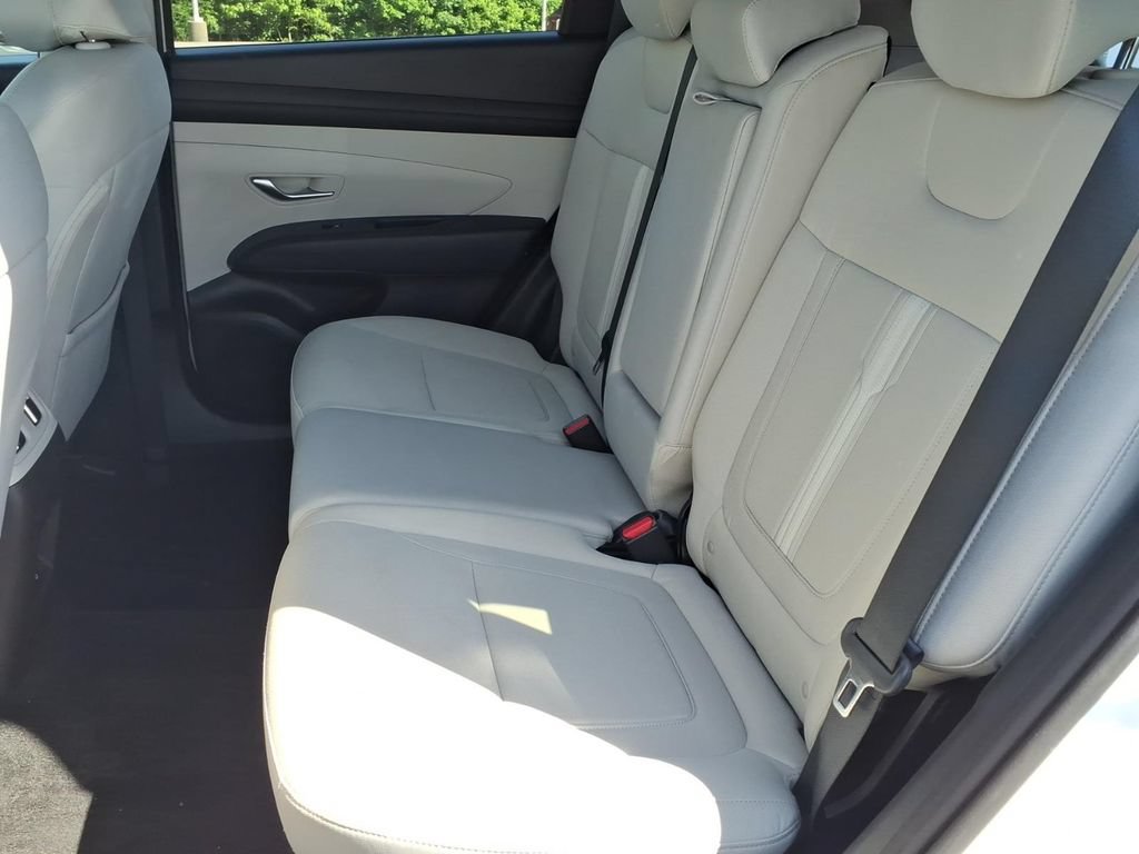 Used 2025 Hyundai Tucson SEL FWD image 17