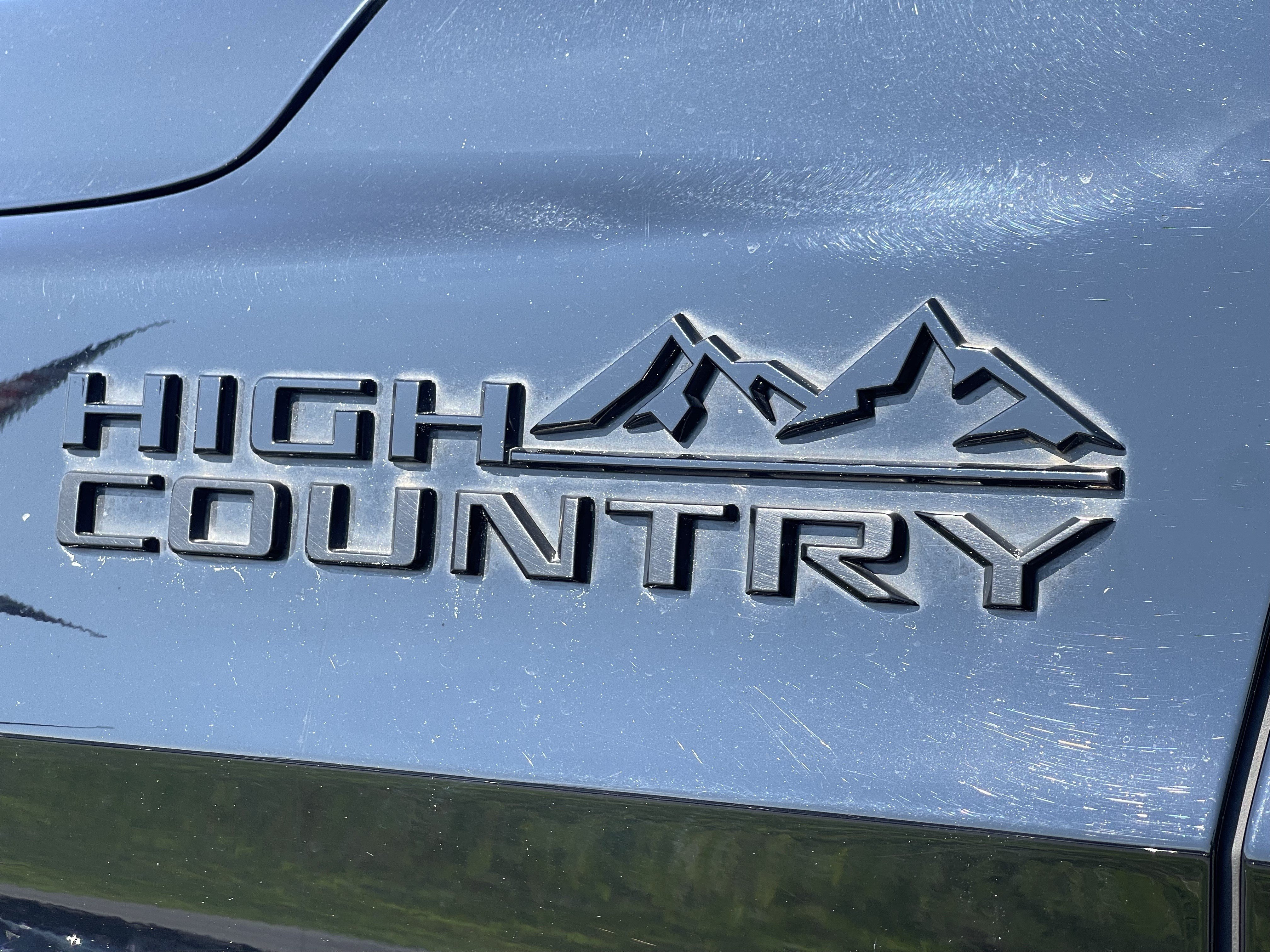 Used 2021 Chevrolet Suburban High Country AWD/4WD image 24
