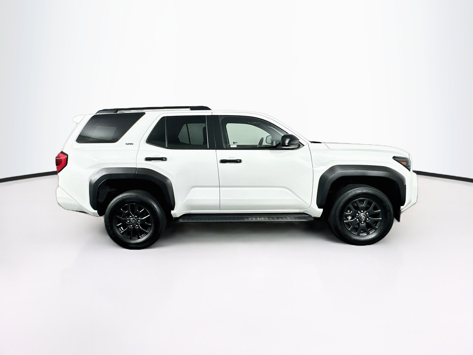 Used 2025 Toyota 4Runner SR5 AWD/4WD image 10