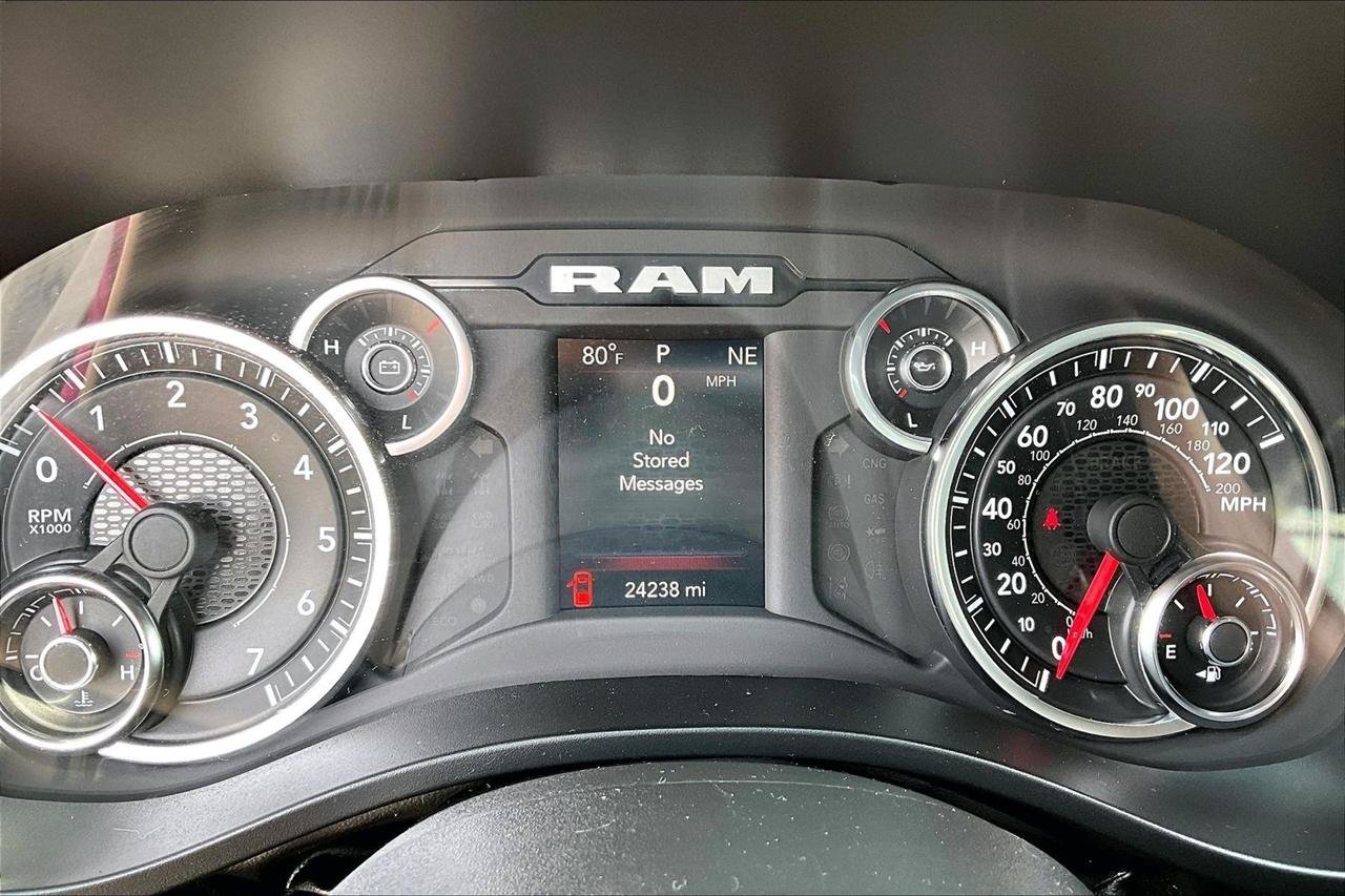 Used 2023 RAM 1500 Big Horn AWD/4WD image 14