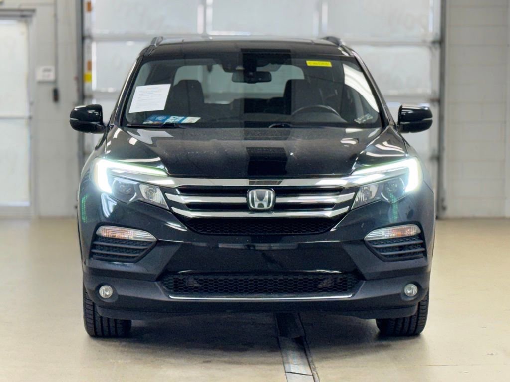 Used 2016 Honda Pilot Elite image 2