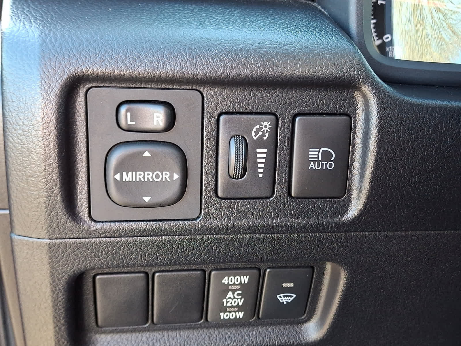 Certified 2024 Toyota 4Runner TRD Off-Road Premium image 25