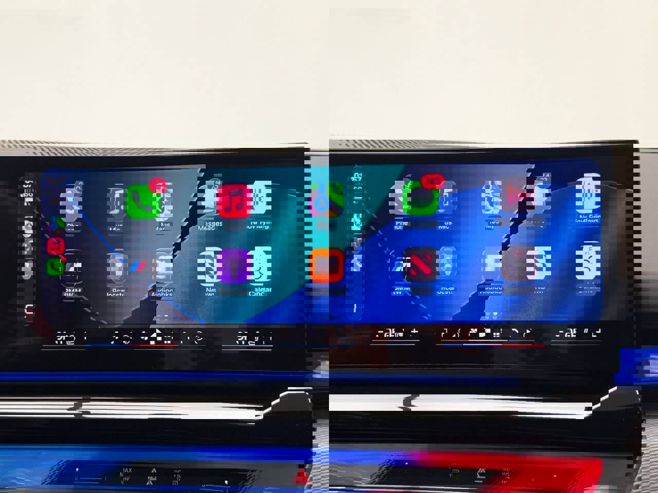 Used 2026 BMW M5 Touring image 71