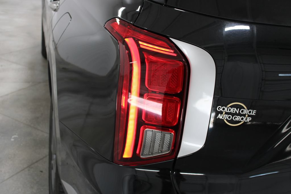 Used 2024 Hyundai Palisade SEL w/ Premium Package FWD image 21