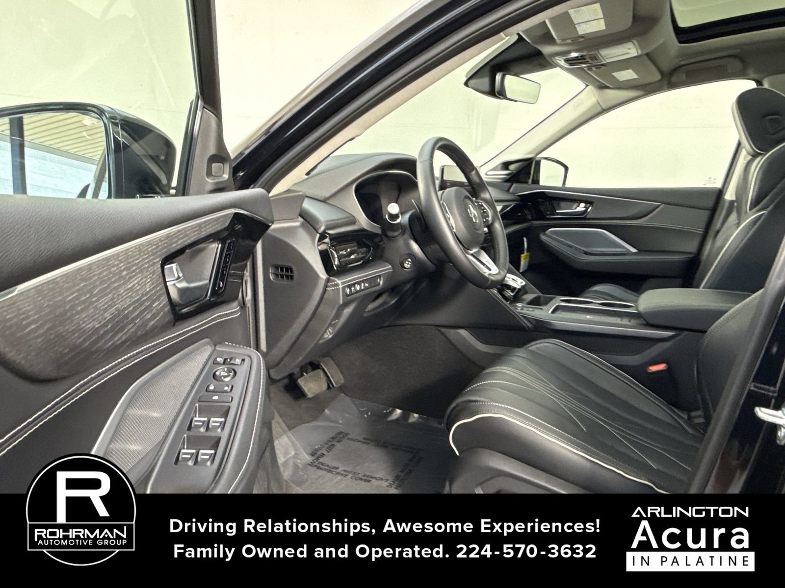Certified 2026 Acura MDX w/ Advance Package AWD/4WD image 4