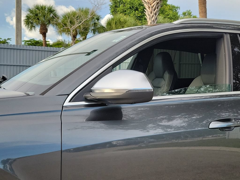Used 2021 Audi SQ8 Prestige w/ Prestige Package AWD/4WD image 13