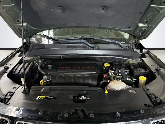 Used 2018 Jeep Compass Limited image 29