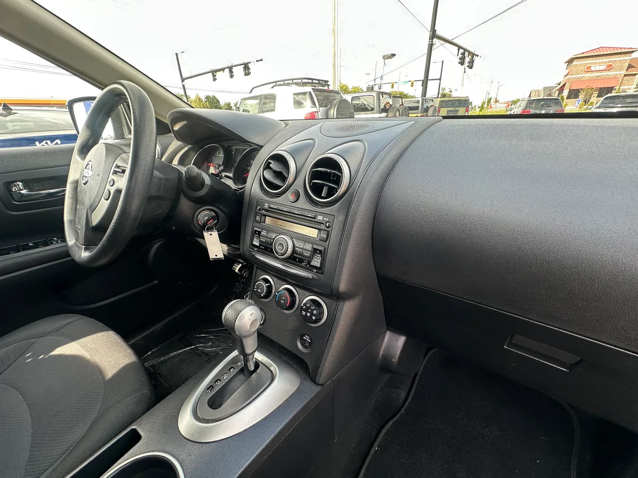 Used 2011 Nissan Rogue S FWD image 28