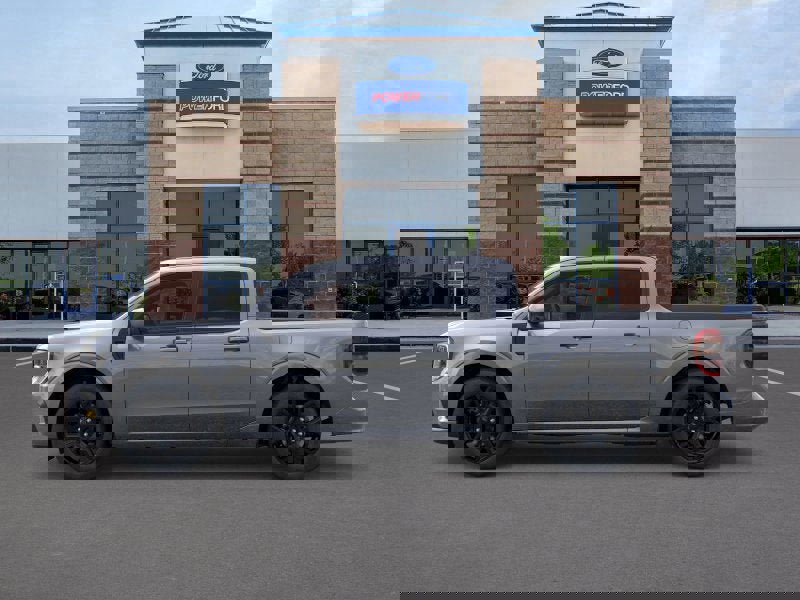 New 2025 Ford Maverick Lobo image 4