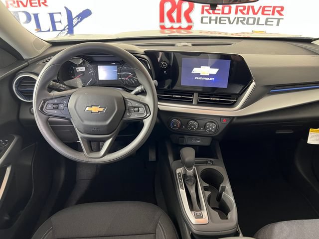 New 2026 Chevrolet Trax LS w/ LS Convenience Package FWD image 12