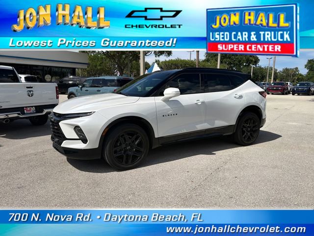 Used 2023 Chevrolet Blazer RS w/ Enhanced Convenience Package FWD image 3