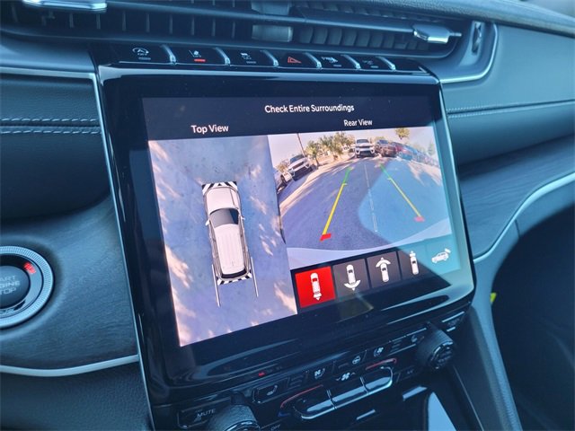 New 2025 Jeep Grand Cherokee Limited image 34