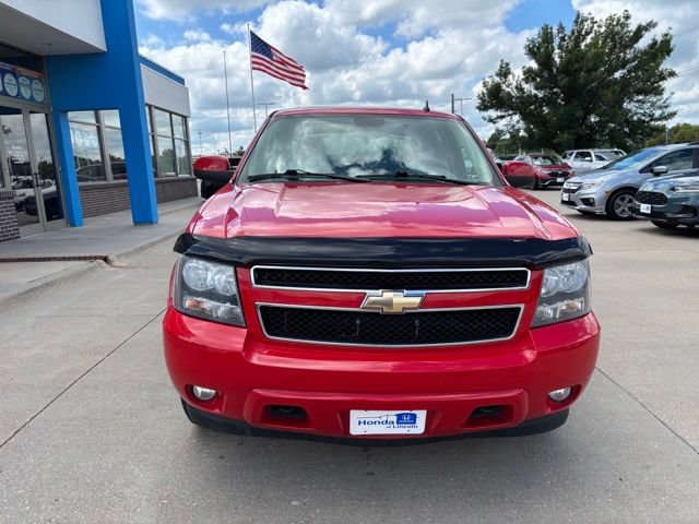 Used 2010 Chevrolet Avalanche LT w/ Luxury Package AWD/4WD image 2