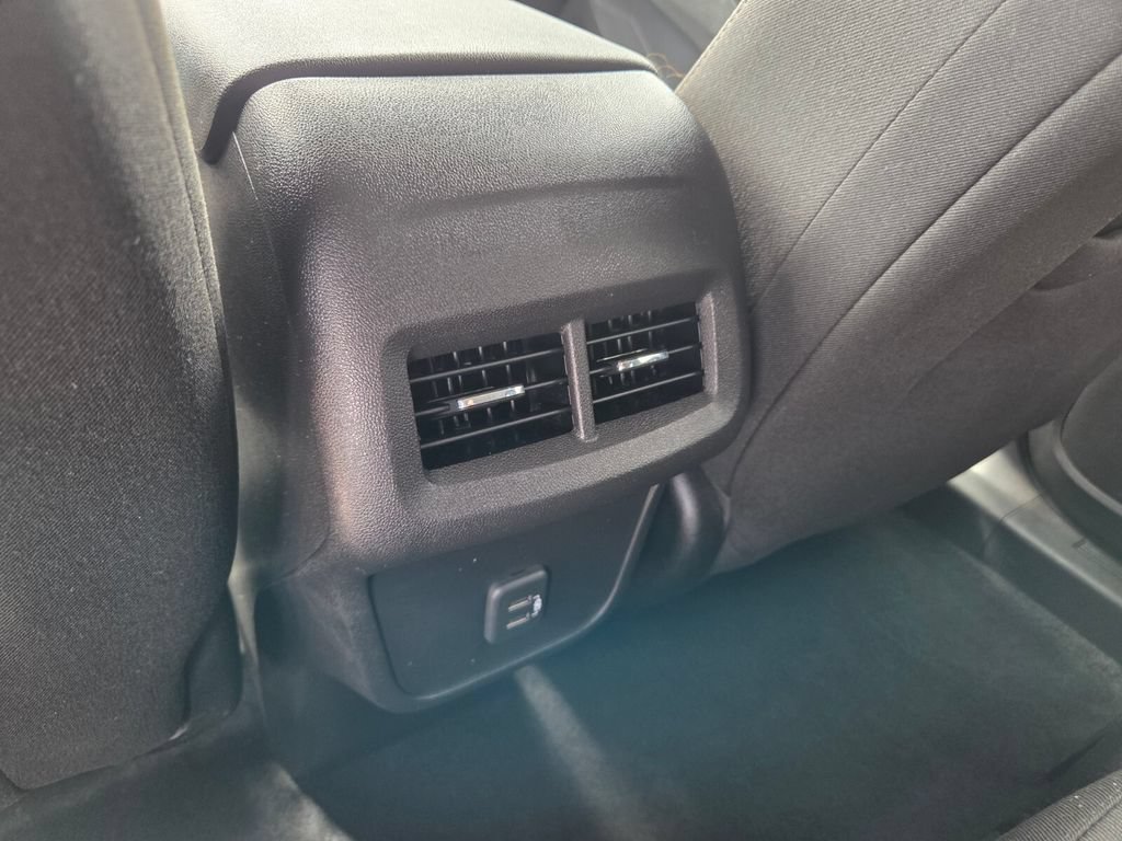 Certified 2024 Chevrolet Equinox LT FWD image 8