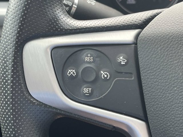 Used 2023 GMC Acadia SLE FWD image 38