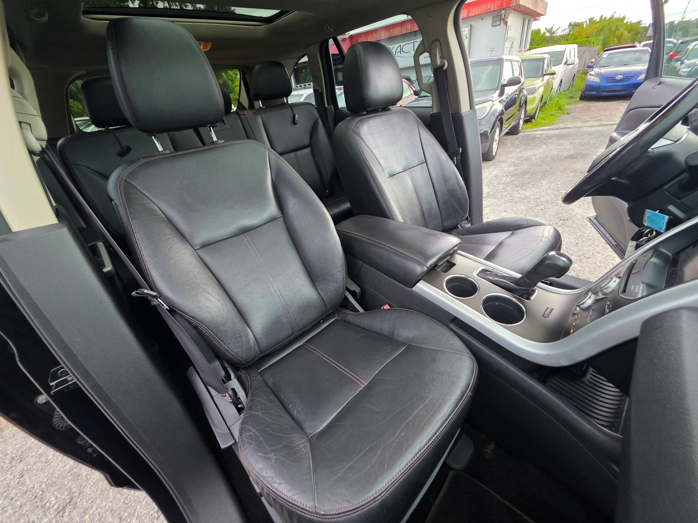 Used 2013 Ford Edge SEL FWD image 21