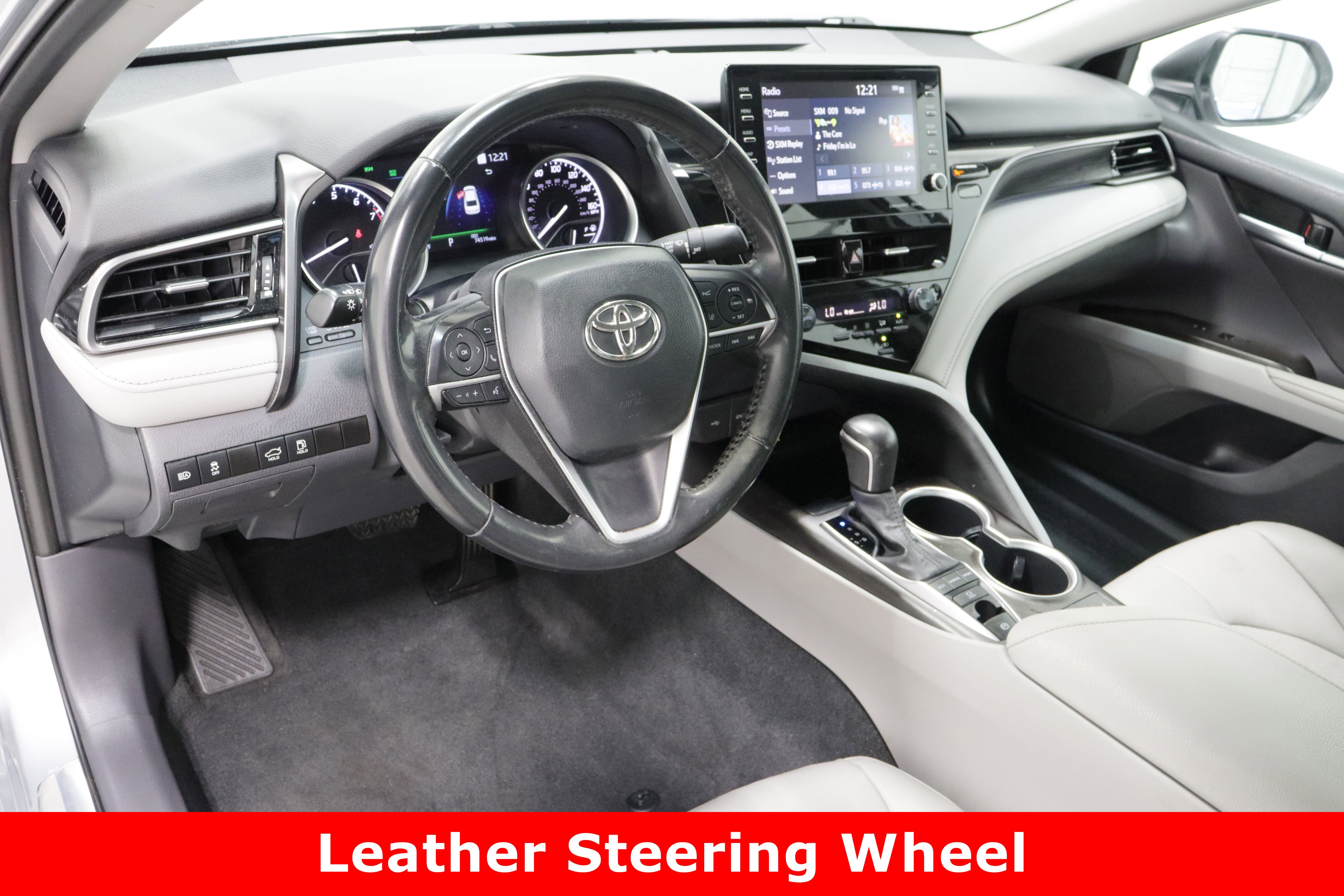 Used 2024 Toyota Camry XLE image 13