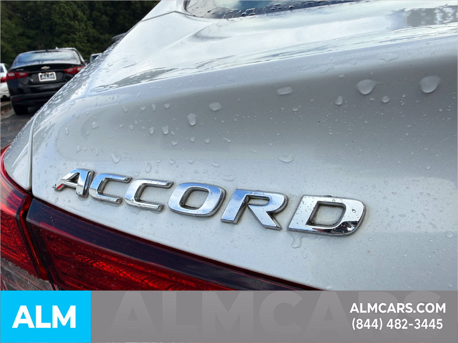 Used 2018 Honda Accord EX-L image 8
