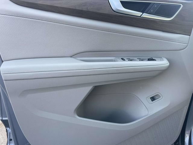 Certified 2026 Volkswagen Atlas SE w/ Panoramic Sunroof Package FWD image 16