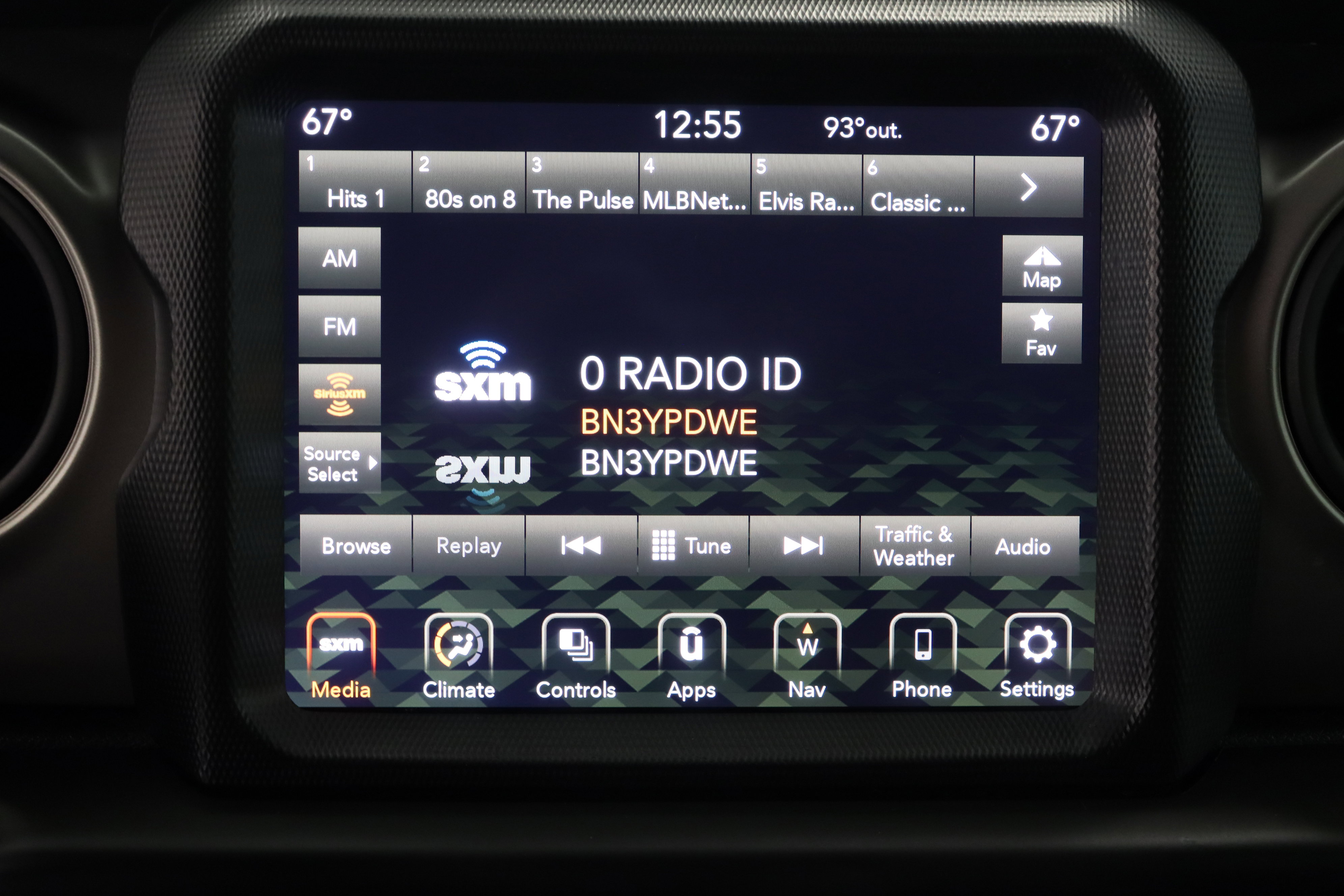 Used 2021 Jeep Wrangler Unlimited Sport w/ Sun And Sound Package AWD/4WD image 18