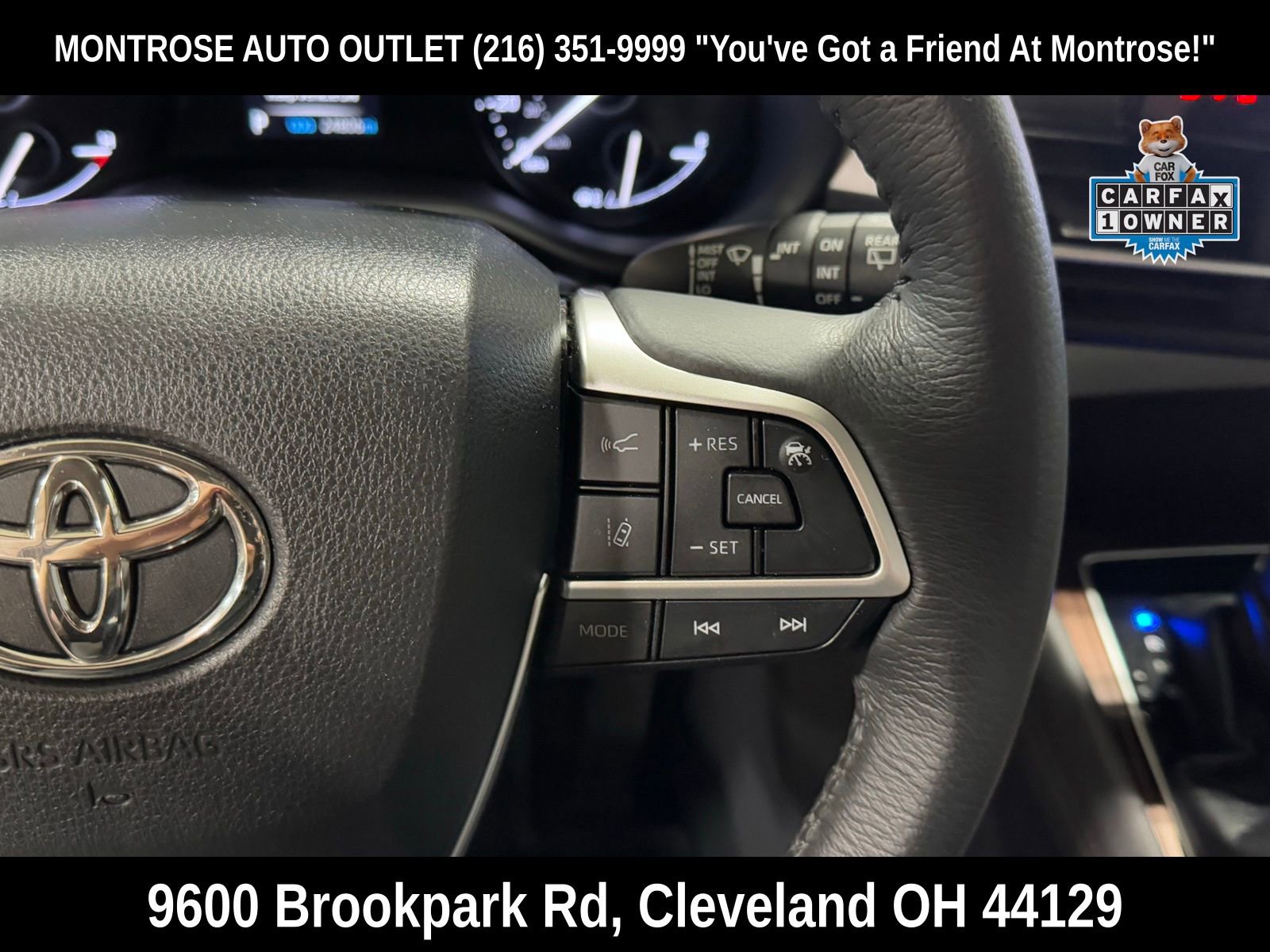 Used 2023 Toyota Sienna XLE image 19