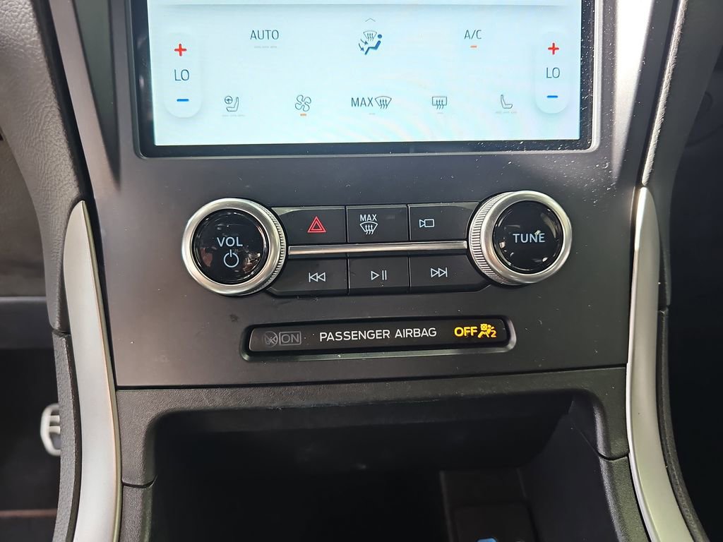 Used 2021 Ford Edge ST-Line FWD image 24
