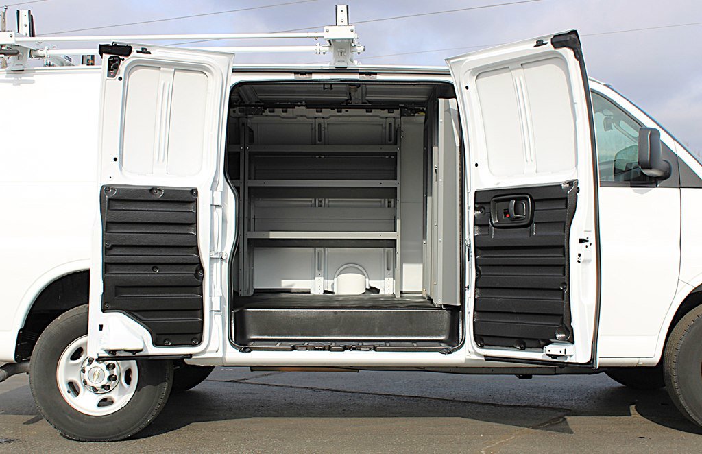 Used 2024 Chevrolet Express 2500 w/ Driver Convenience Package RWD image 9