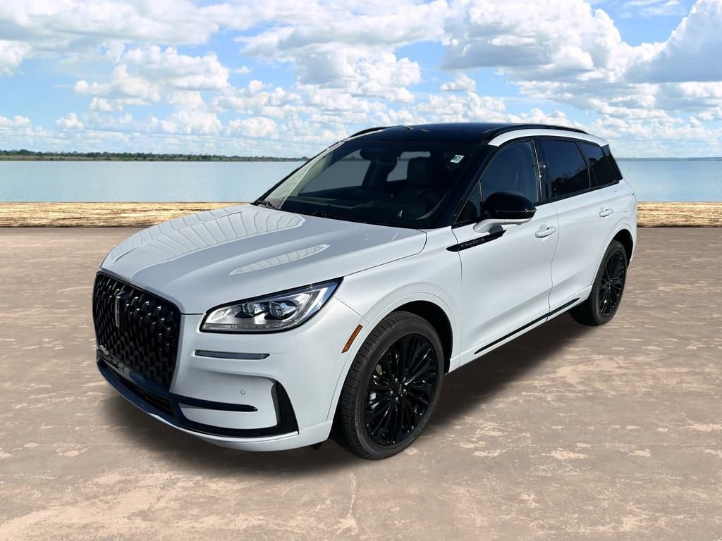 Used 2025 Lincoln Corsair Reserve w/ Equipment Group 202A image 13