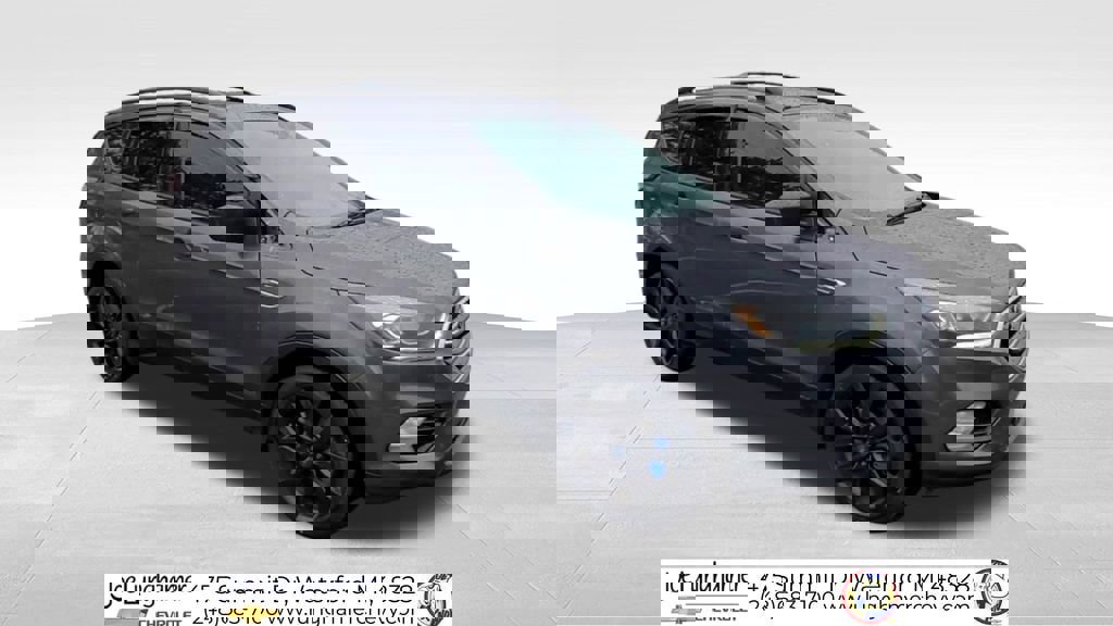 Used 2017 Ford Escape SE w/ SE Sport Appearance Package image 2