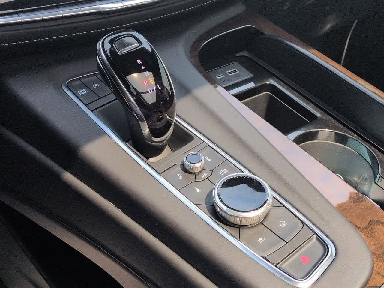 Used 2023 Cadillac Escalade Sport Platinum w/ LPO, ONYX Package AWD/4WD image 33