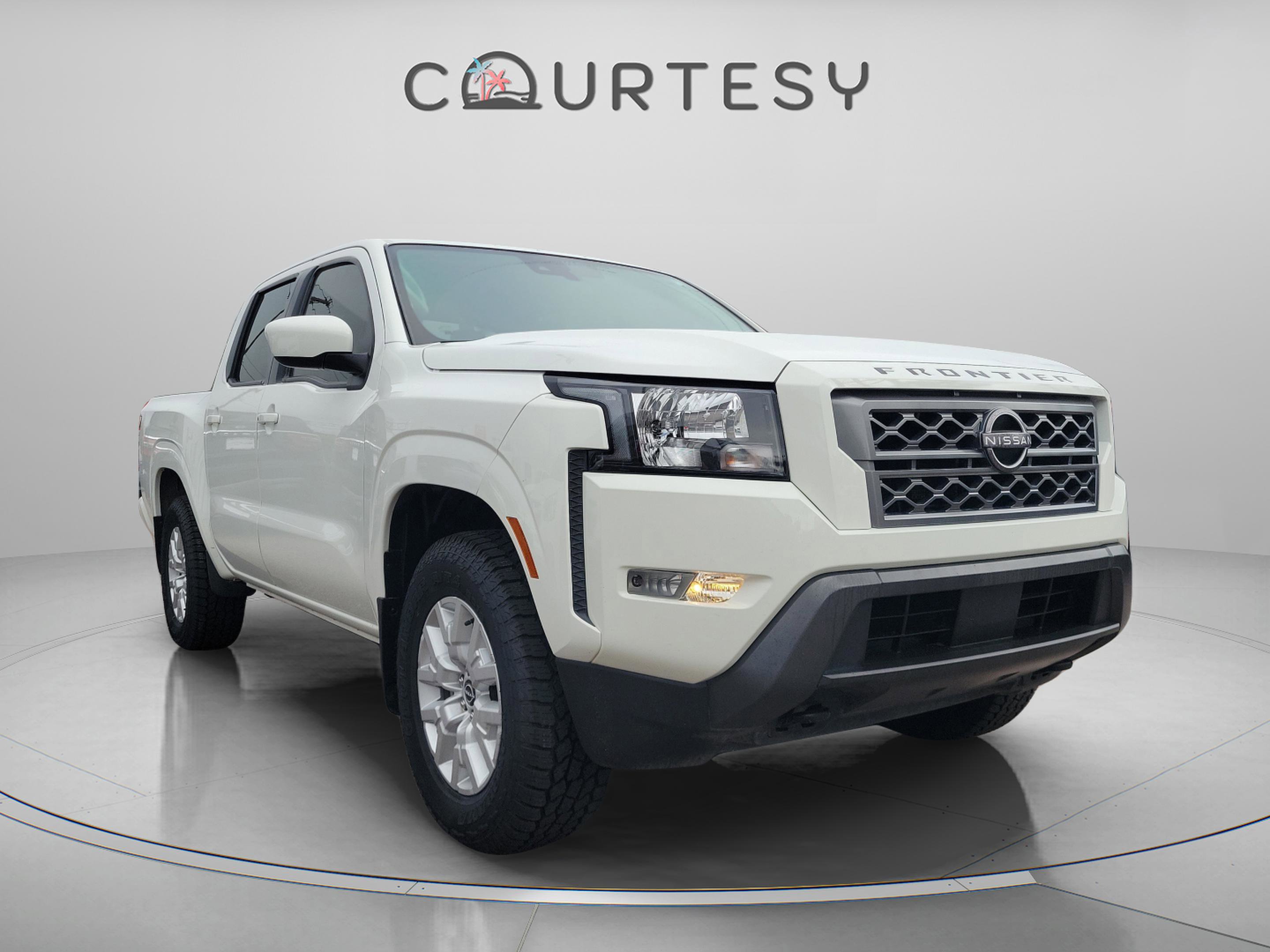 Used 2022 Nissan Frontier SV image 4