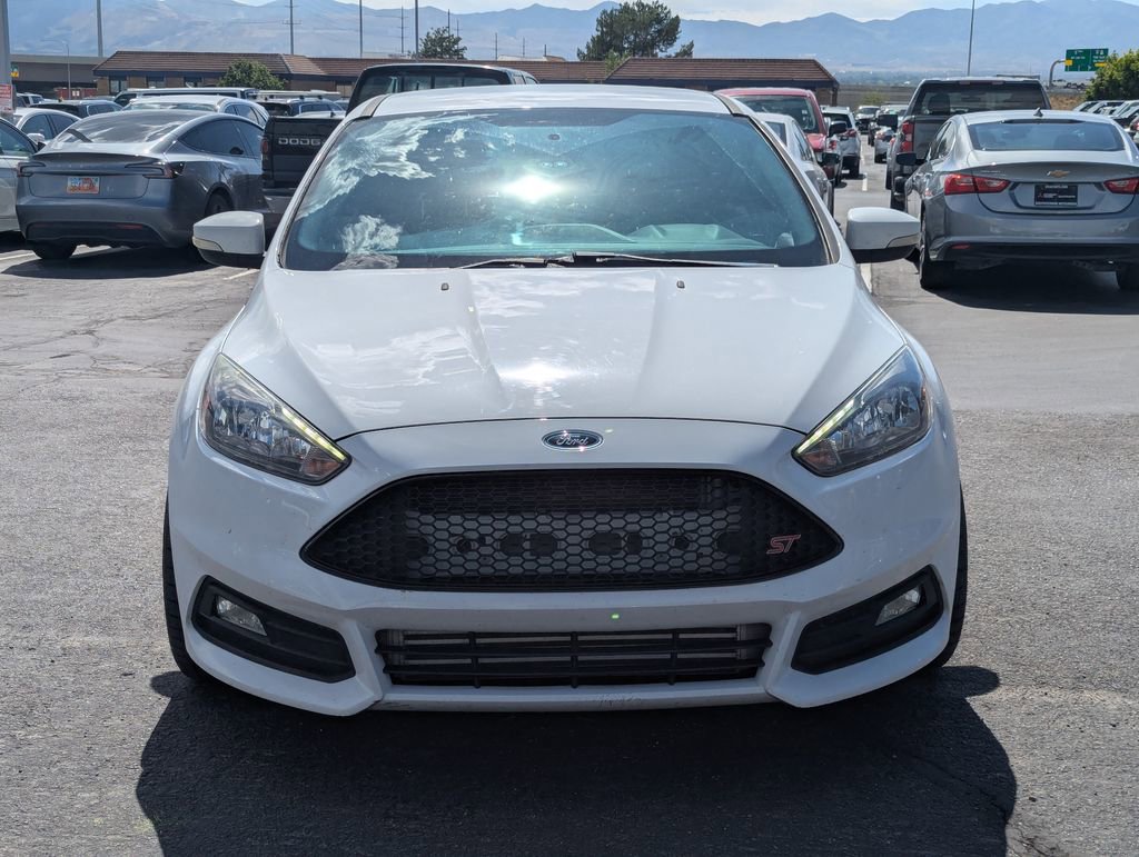 Used 2018 Ford Focus ST FWD image 10