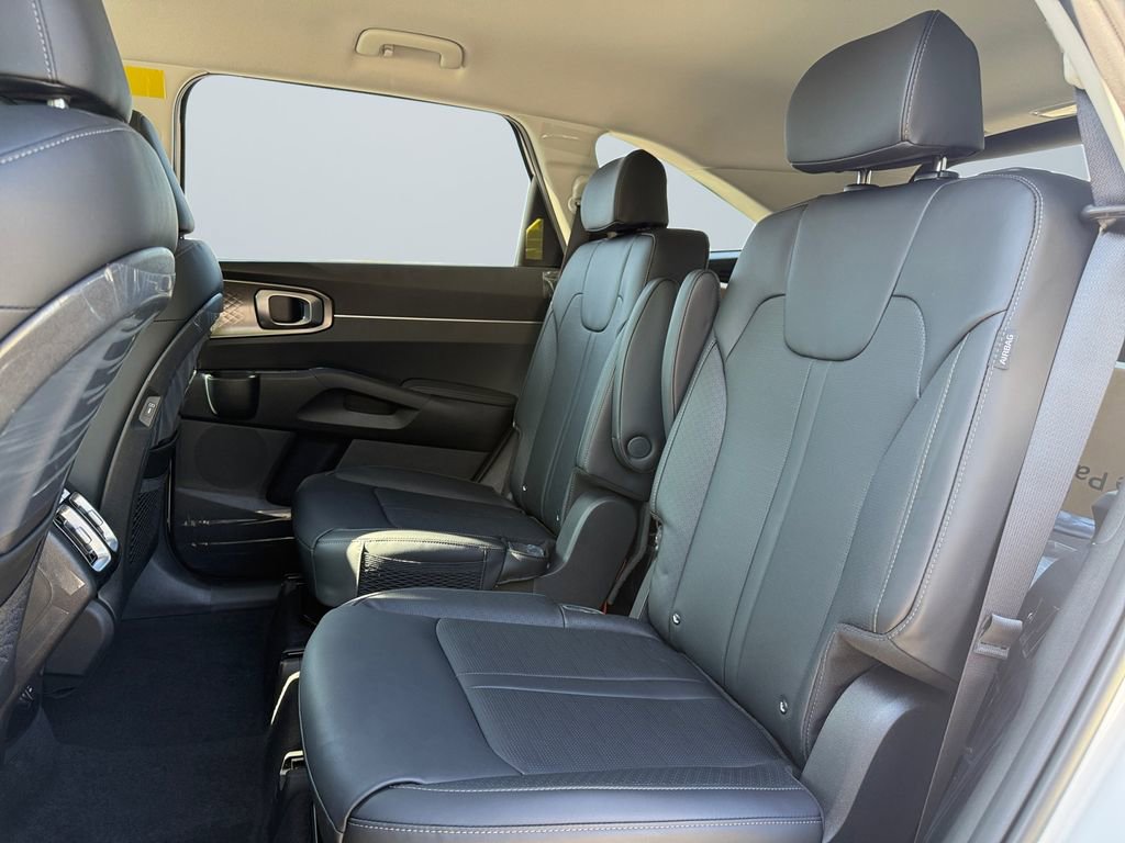 New 2025 Kia Sorento EX image 13